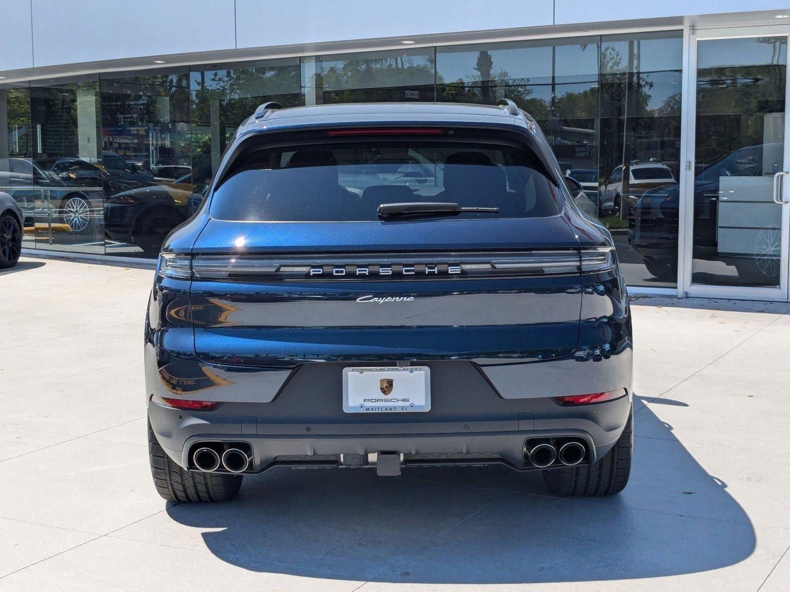 2025 Porsche Cayenne AWD