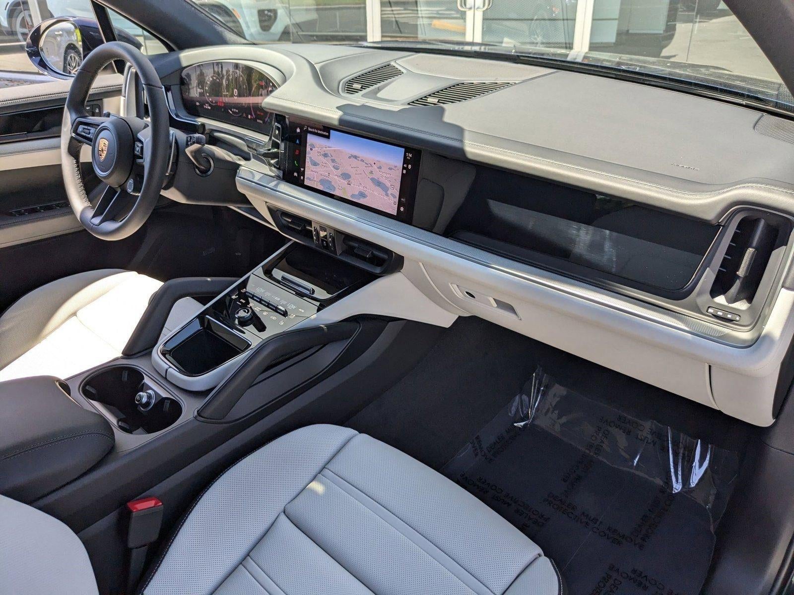 2025 Porsche Cayenne AWD