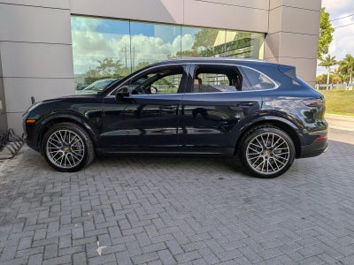 2023 Porsche Cayenne Platinum Edition AWD