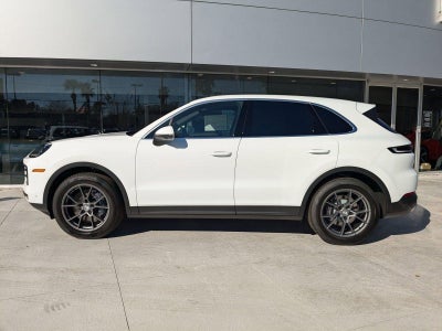 2025 Porsche Cayenne AWD