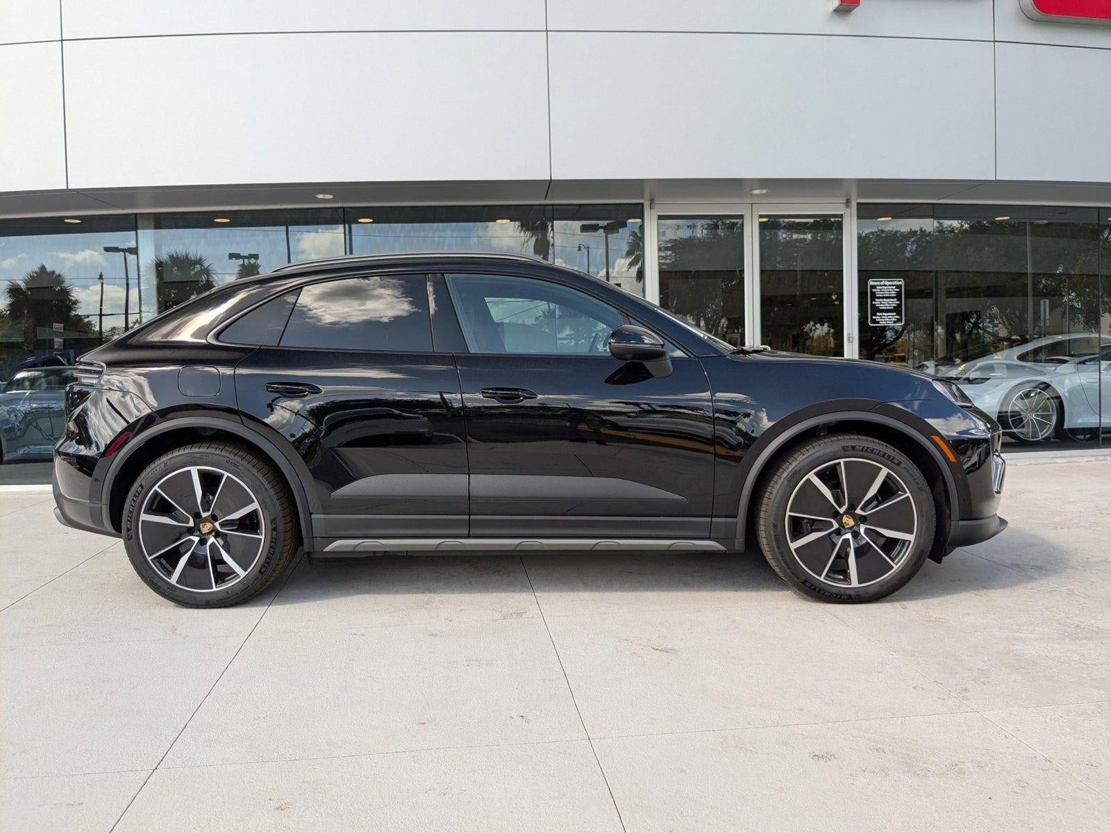 2024 Porsche Macan Electric 4 AWD