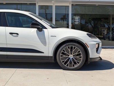 2024 Porsche Macan Electric 4 AWD