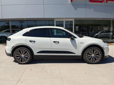 2024 Porsche Macan Electric 4 AWD