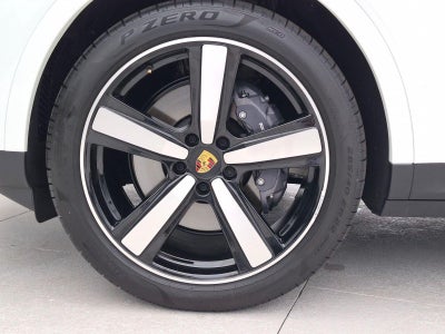 2026 Porsche Cayenne Coupe AWD