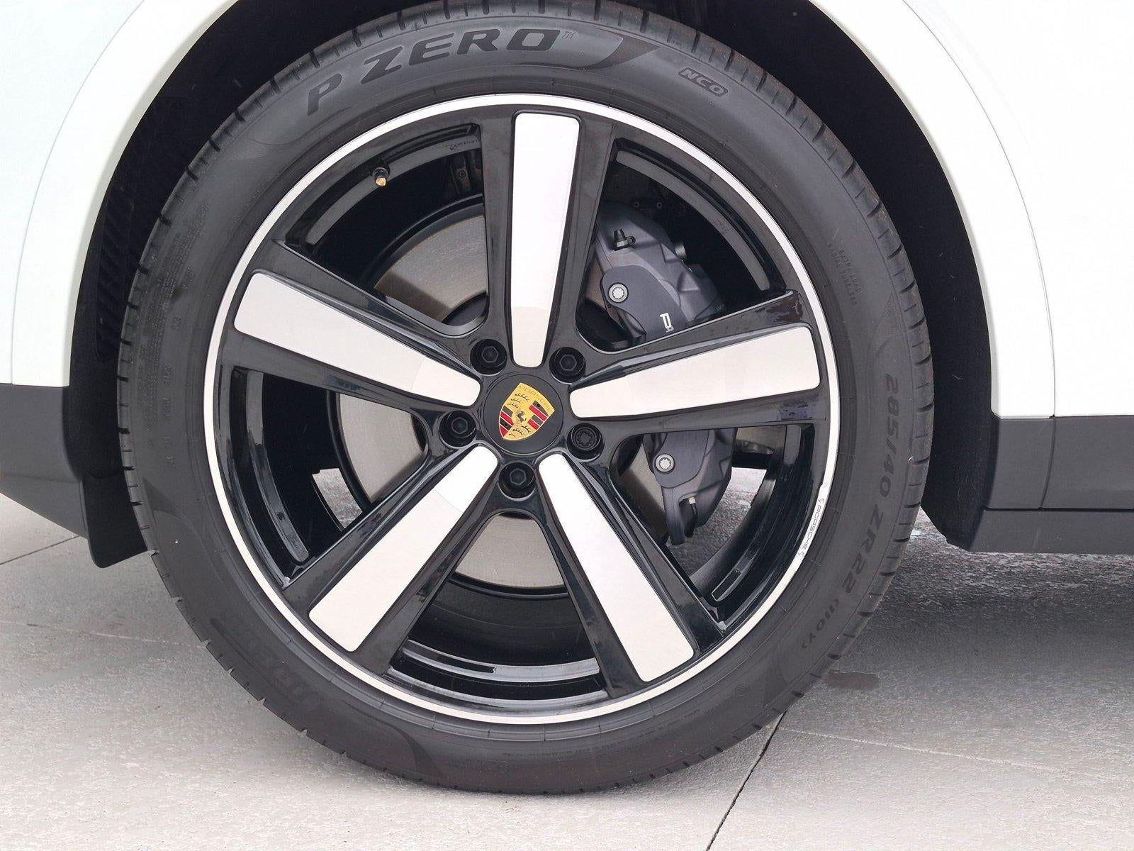 2026 Porsche Cayenne Coupe AWD
