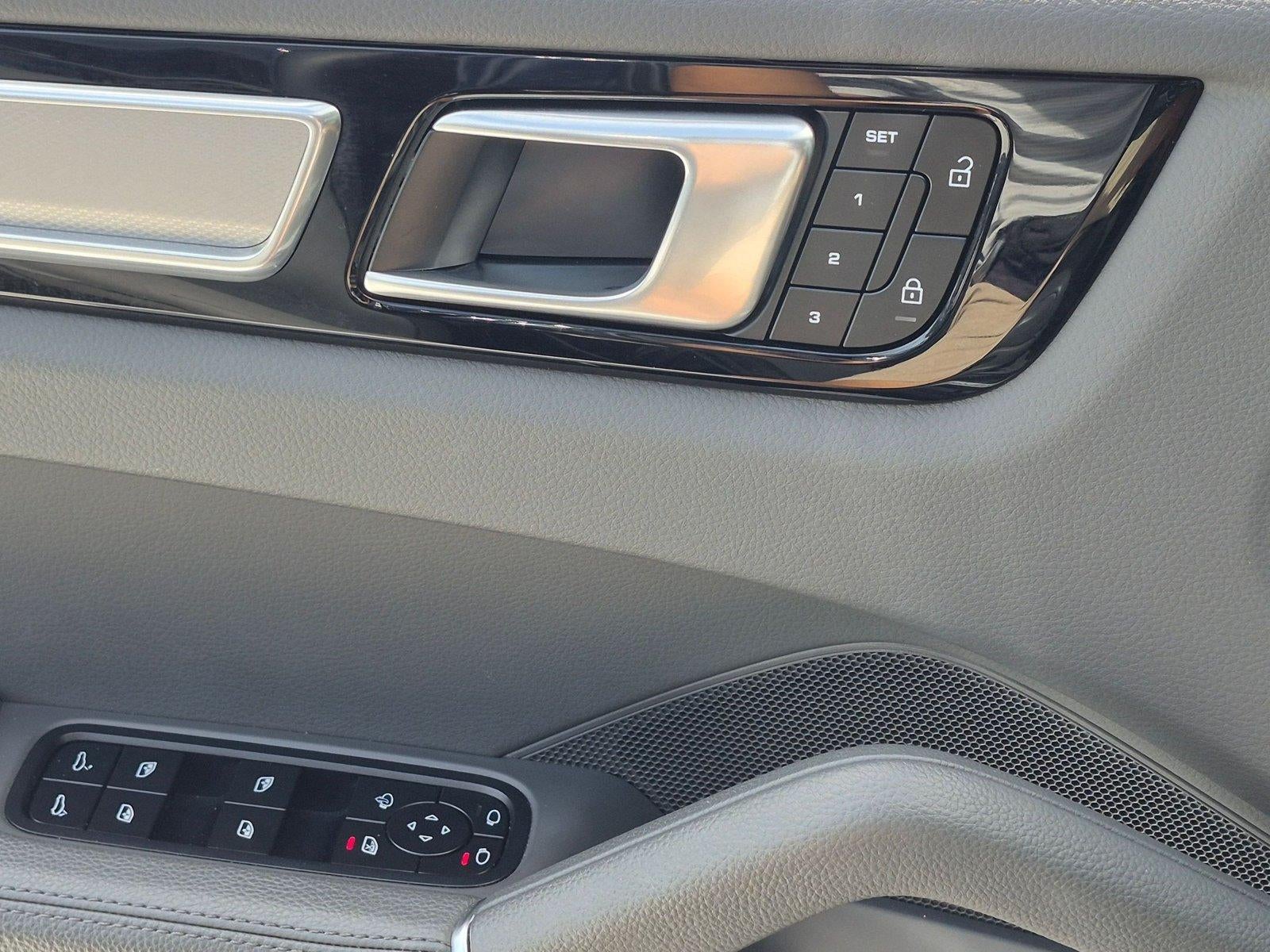 2023 Porsche Cayenne S Platinum Edition Coupe AWD