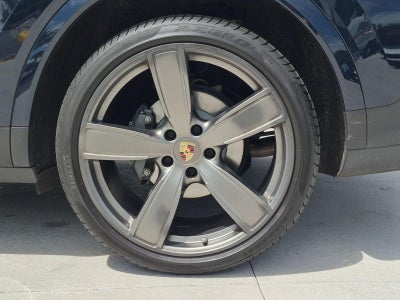 2023 Porsche Cayenne S Platinum Edition Coupe AWD