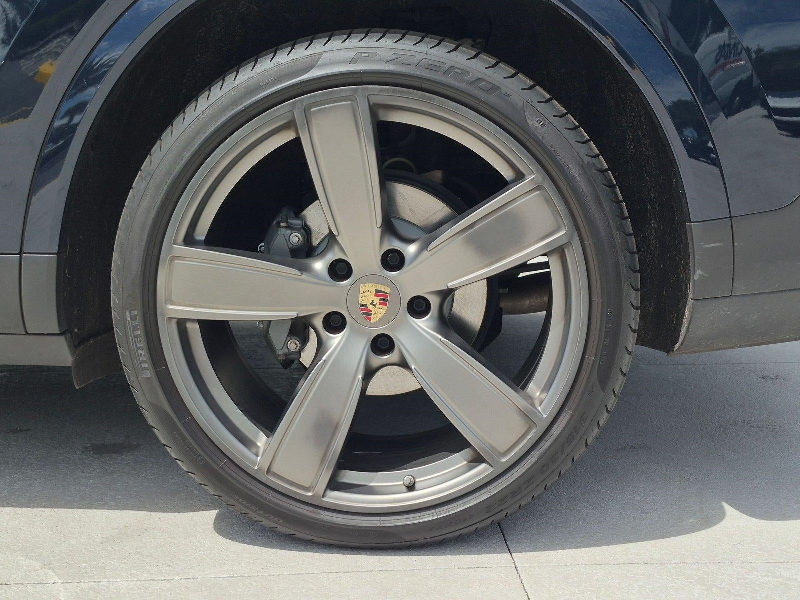 2023 Porsche Cayenne S Platinum Edition Coupe AWD
