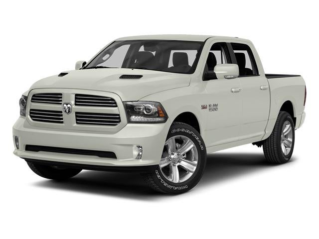 2013 RAM 1500 2WD Crew Cab 5.7 Ft Box Laramie