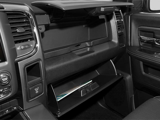 2013 RAM 1500 2WD Crew Cab 5.7 Ft Box Laramie