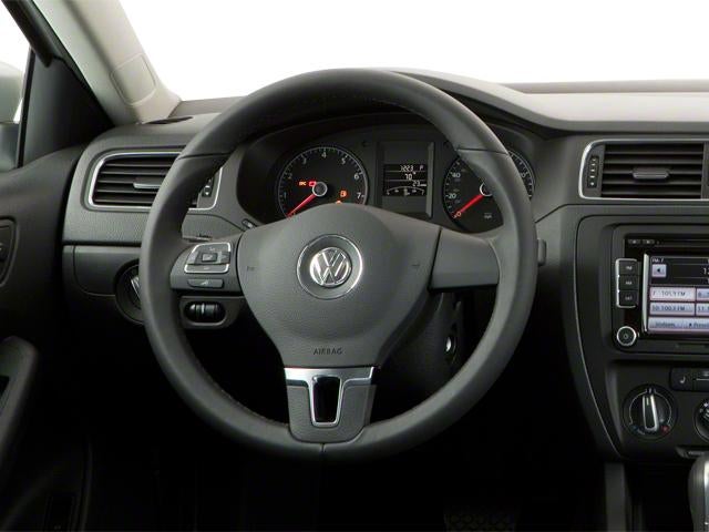 2013 Volkswagen Jetta 4dr Auto SE Sedan