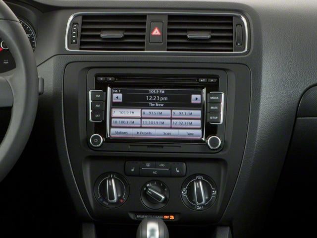 2013 Volkswagen Jetta 4dr Auto SE Sedan