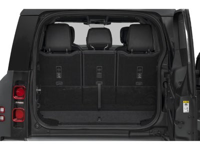 2024 Land Rover Defender 130 P400 Outbound